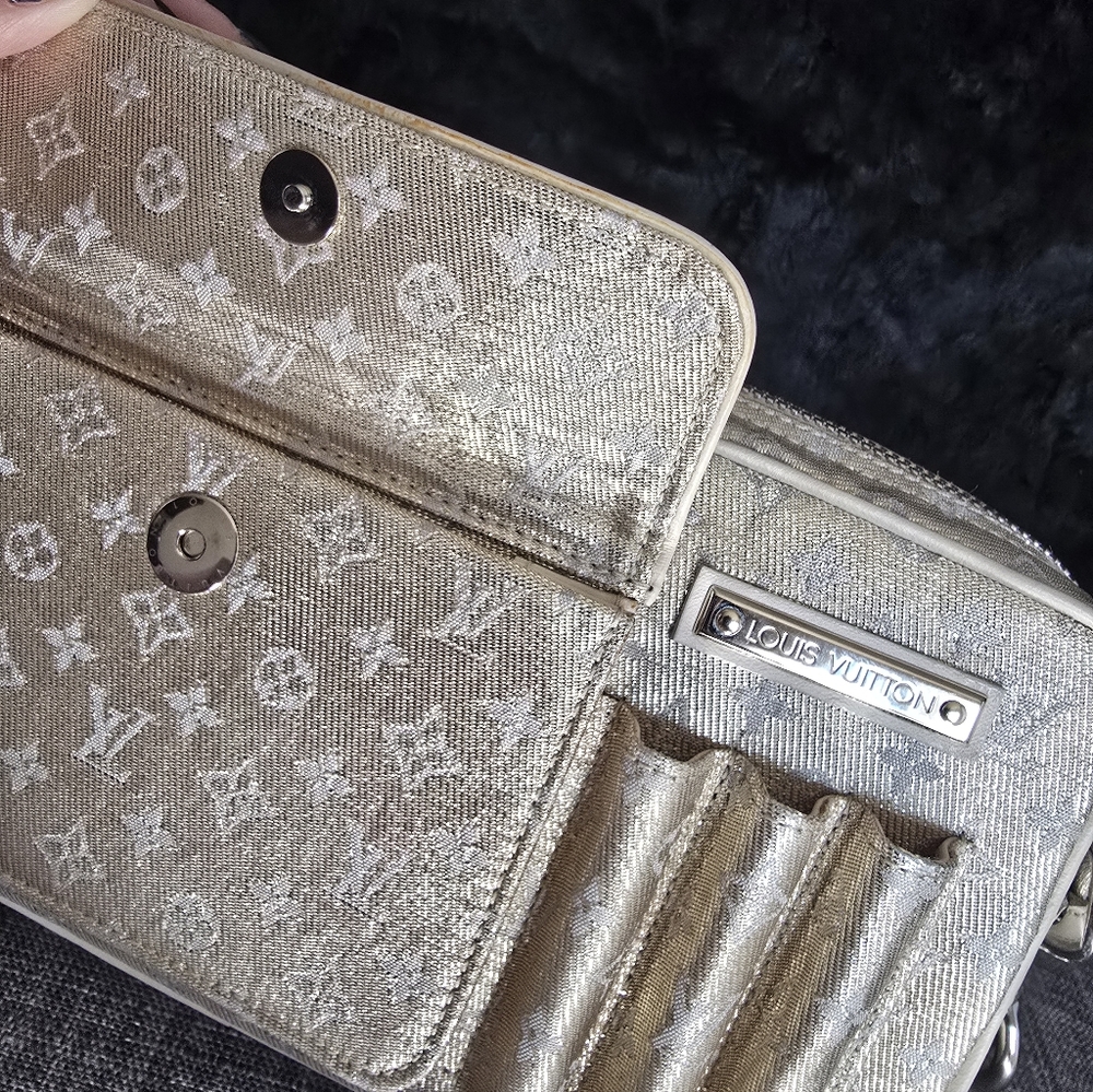 Authentic Louis Vuitton Metallic Gold Minilin Shoulder Bag Or Crossbody Bag - Picture 14 of 16